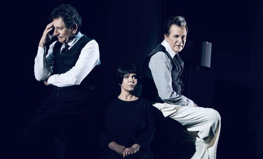 Обратная сторона медали